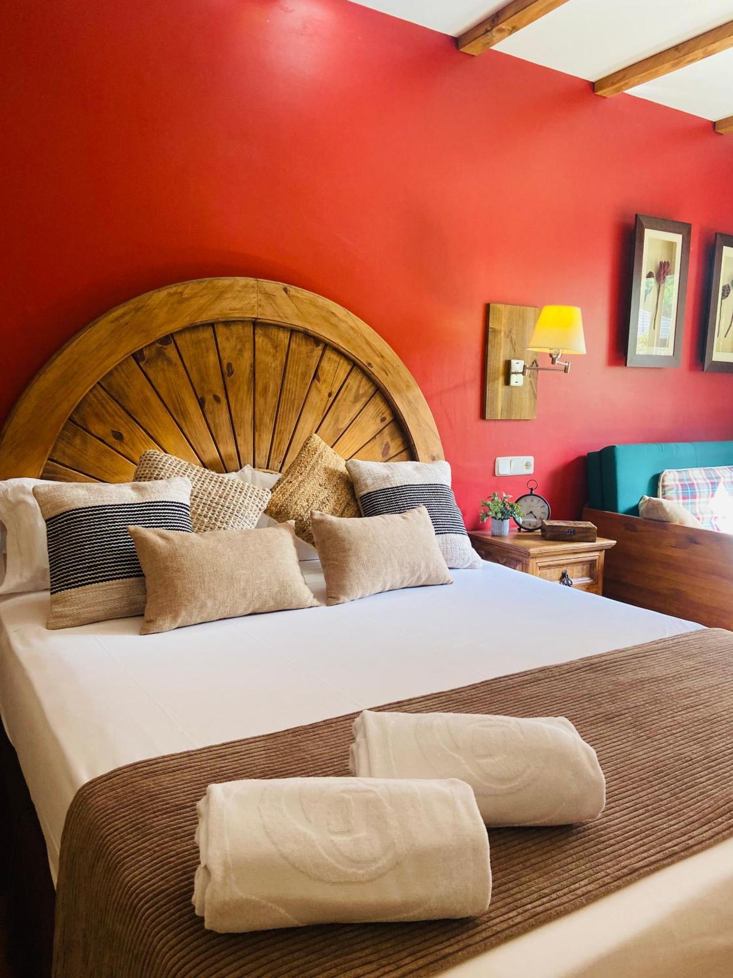 Gran Chalet Hotel & Petit Spa Vielha Bagian luar foto
