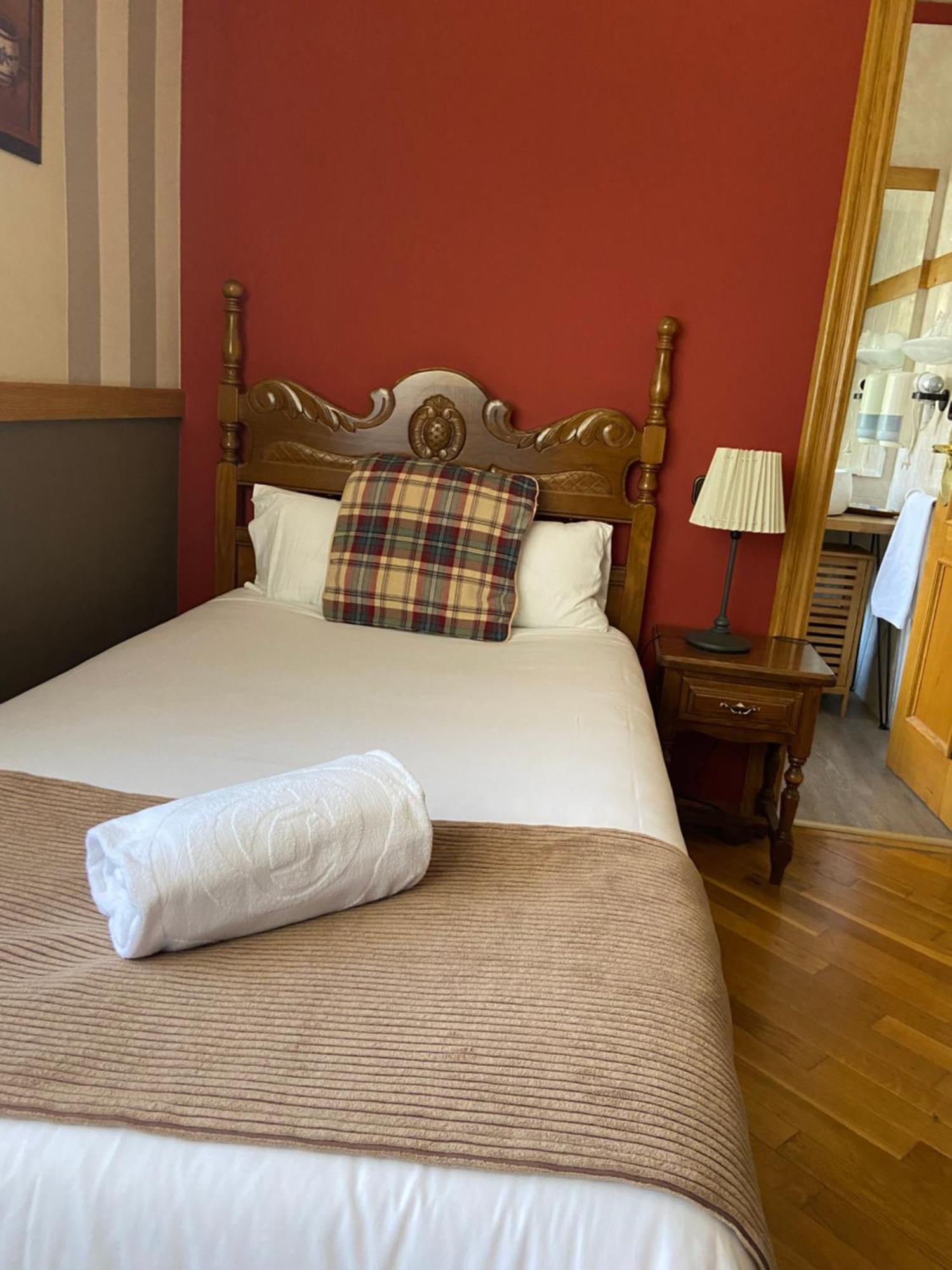 Gran Chalet Hotel & Petit Spa Vielha Ruang foto