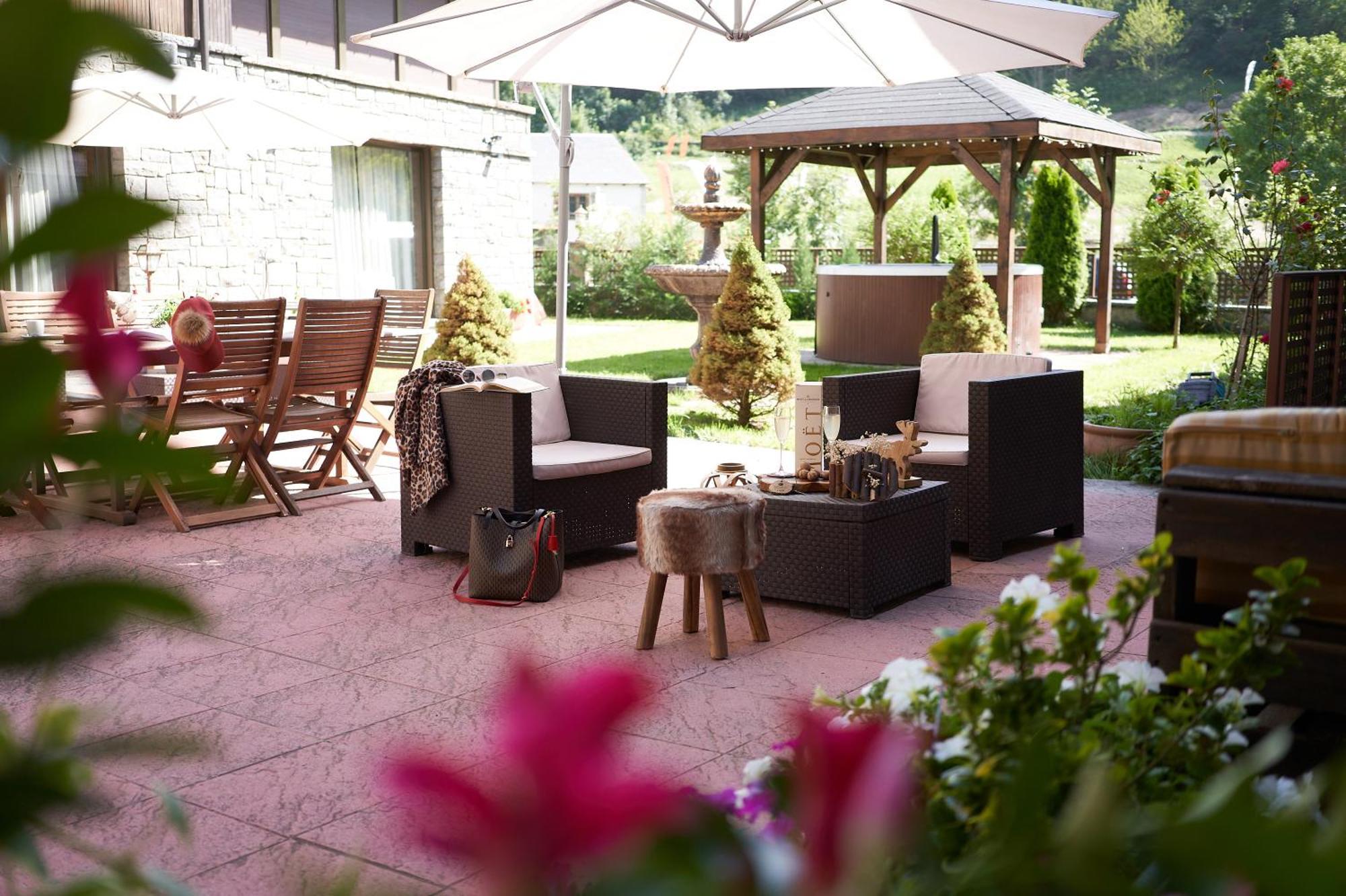 Gran Chalet Hotel & Petit Spa Vielha Bagian luar foto