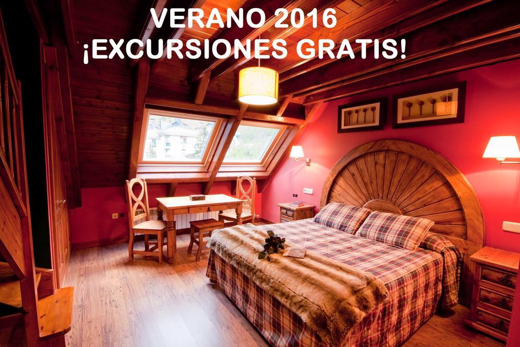 Gran Chalet Hotel & Petit Spa Vielha Bagian luar foto